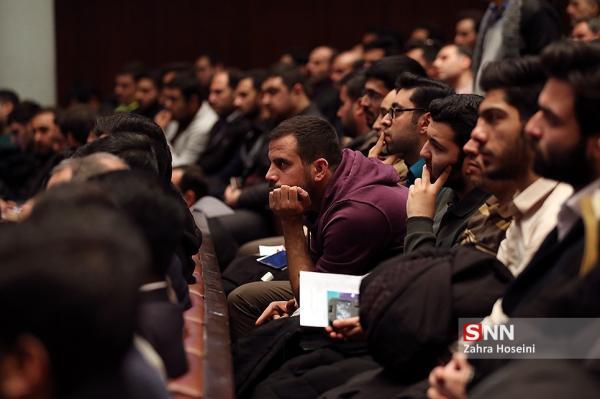 نشست وفاق ملی پازل گمشده مقابله با امپریالیسم از سوی انجمن نشست وفاق ملی پازل گمشده مقابله با امپریالیسم از سوی انجمن اسلامی دانشگاه تبریز برگزار می گردد