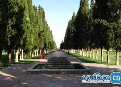 باغ جنت یکی از جاذبه های گردشگری شیراز به شمار می رود